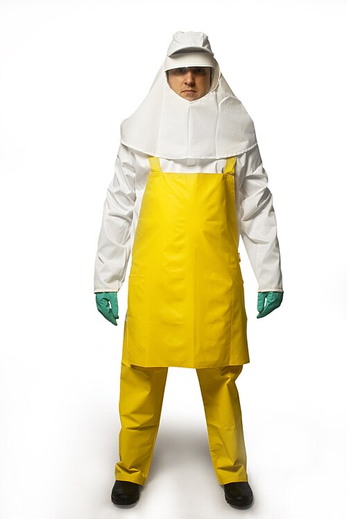 Protective clothing, gloves and hood for spraying work